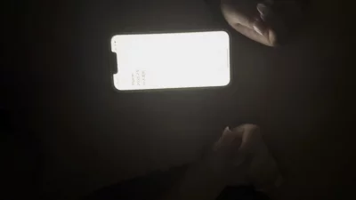 [原创] 沙发后入小母狗 申请论坛邀请码