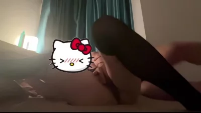 听说喜欢冷白皮黑丝？已经成年审核看好