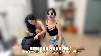 当天射两发的十三叔晚上又被两个女推约去3P两个洞四颗奶随你抓随你插太